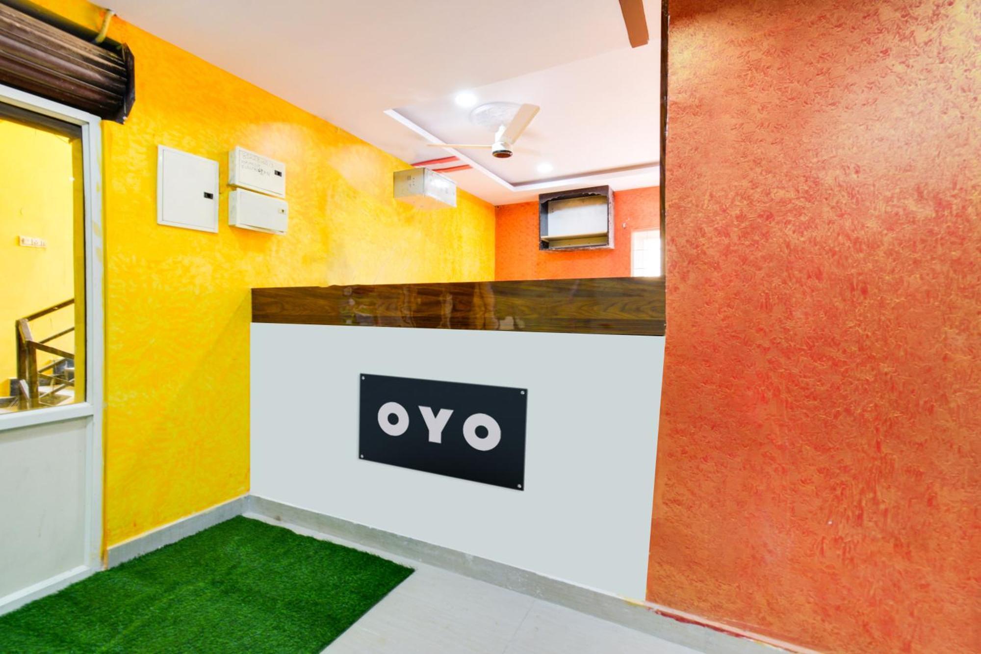 Hotel O Lucky Grand Hyderabad Exterior foto